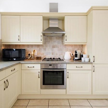 Modern & Stylish Seaside Family Home Chichester Esterno foto