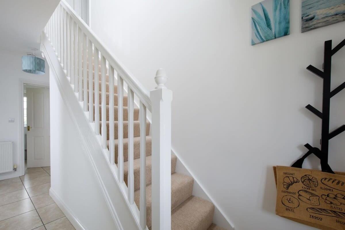Modern & Stylish Seaside Family Home Chichester Esterno foto