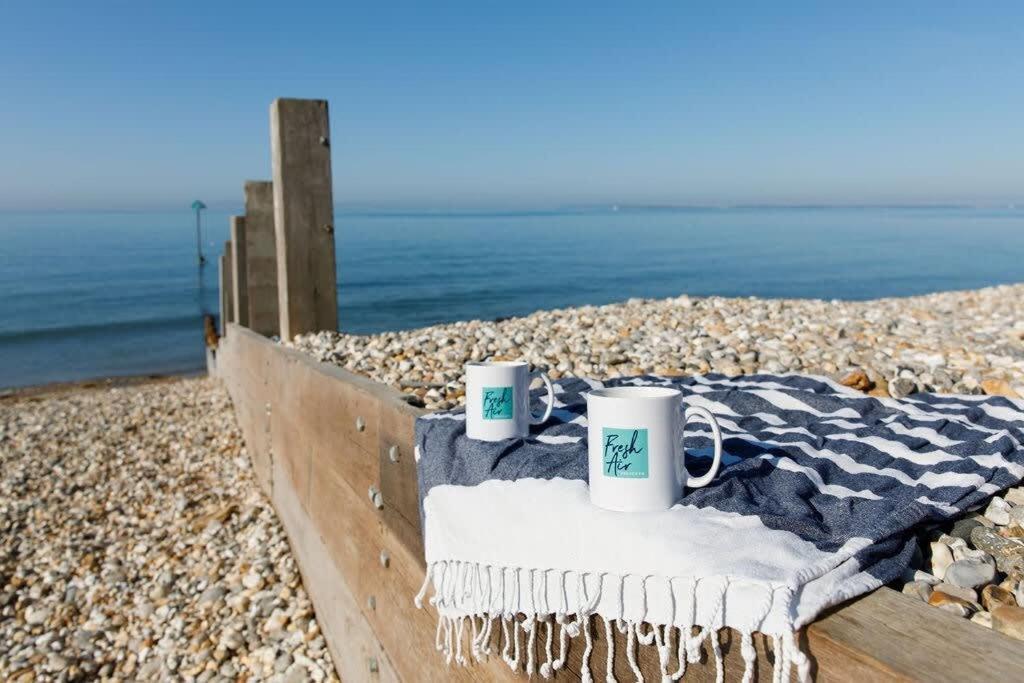 Modern & Stylish Seaside Family Home Chichester Esterno foto